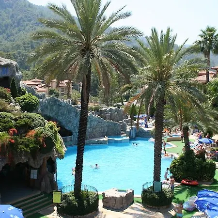 Grand Aquarium