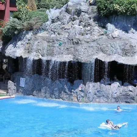 Grand Aquarium Hotel İçmeler