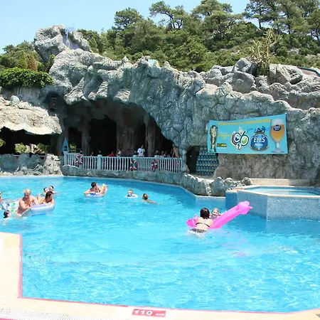 Grand Aquarium İçmeler