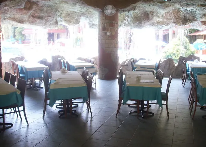 Hotel Grand Aquarium 4*