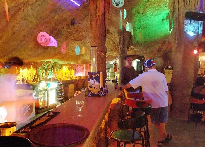 Grand Aquarium Hotel İçmeler