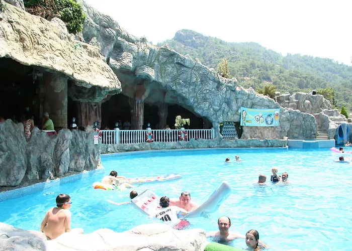 Отель Grand Aquarium Ичмелер