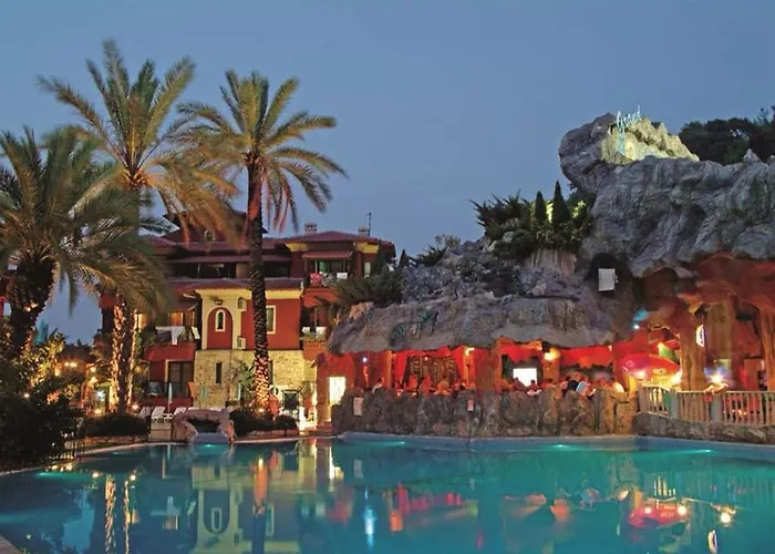 Grand Aquarium Ичмелер