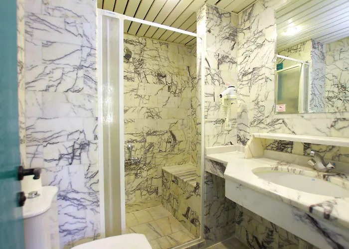 Grand Aquarium Ичмелер