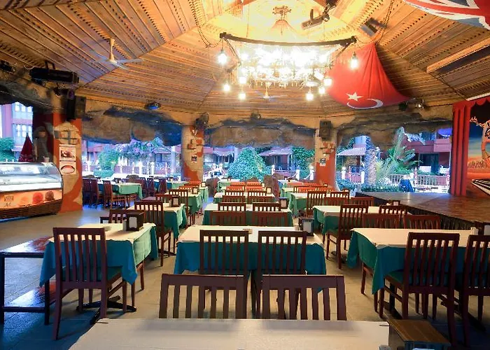 Grand Aquarium Отель Ичмелер